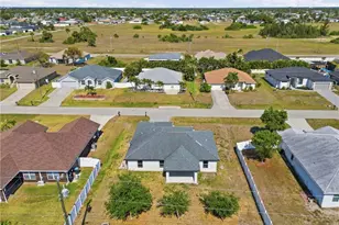 2812 NE 2nd Pl, Cape Coral, FL 33909 - Photo 45