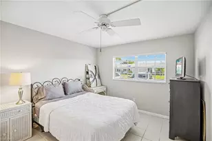 1514 Edgewater Cir, Fort Myers, FL 33919 - Photo 19
