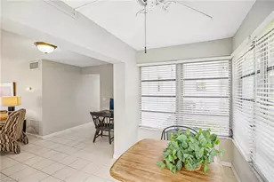 1514 Edgewater Cir, Fort Myers, FL 33919 - Photo 11