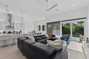 27085 Serrano Way, Bonita Springs, FL 34135 - Photo 5