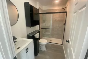 231 Santa Cruz St, North Fort Myers, FL 33903 - Photo 5