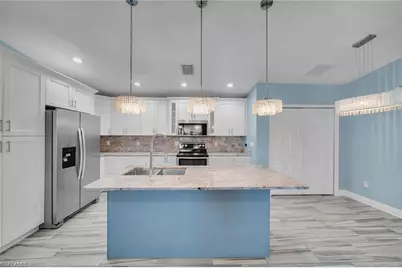 15 Willow St, Lehigh Acres, FL 33936 - Photo 7