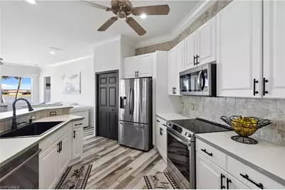 2202 Grove Dr, Naples, FL 34120 - Photo 15
