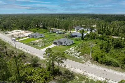 928 Milwaukee Blvd, Lehigh Acres, FL 33974 - Photo 5