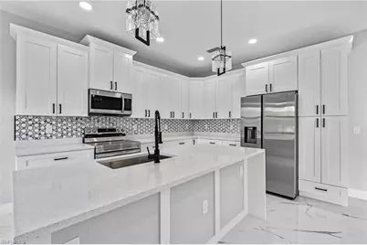 928 Milwaukee Blvd, Lehigh Acres, FL 33974 - Photo 13