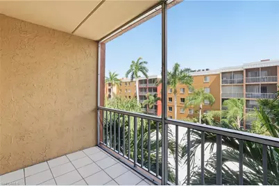 2366 E Mall Dr #403, Fort Myers, FL 33901 - Photo 21
