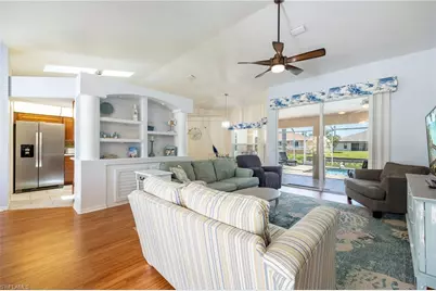 516 SE 8th Pl, Cape Coral, FL 33990 - Photo 7