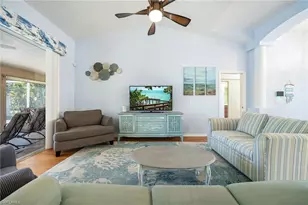 516 SE 8th Pl, Cape Coral, FL 33990 - Photo 9