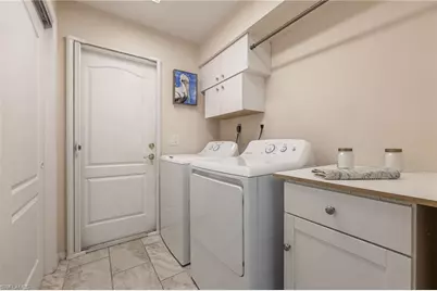 516 SE 8th Pl, Cape Coral, FL 33990 - Photo 25