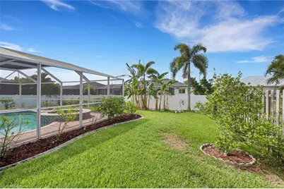 2302 SW 27th Ter, Cape Coral, FL 33914 - Photo 23