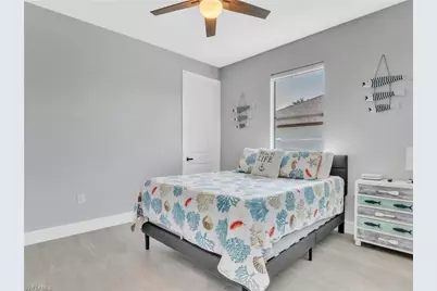 325 SW 21st Ln, Cape Coral, FL 33991 - Photo 15
