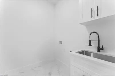 722 Phelps St E, Lehigh Acres, FL 33974 - Photo 11