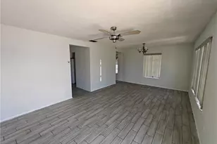 26 Temple Ct, Lehigh Acres, FL 33936 - Photo 5