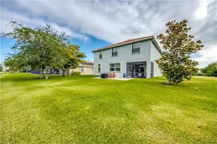 3613 Valle Santa Cir, Cape Coral, FL 33909 - Photo 37