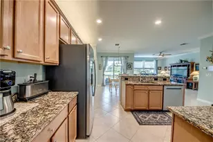 3613 Valle Santa Cir, Cape Coral, FL 33909 - Photo 9