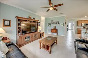 3613 Valle Santa Cir, Cape Coral, FL 33909 - Photo 15