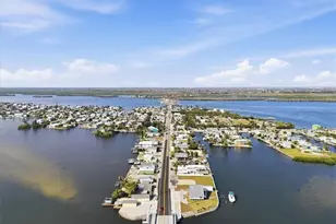 105 SW 36th Pl, Cape Coral, FL 33991 - Photo 27
