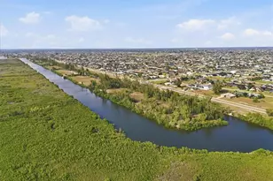 105 SW 36th Pl, Cape Coral, FL 33991 - Photo 21