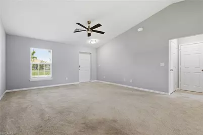 402 NW 18th Ter, Cape Coral, FL 33993 - Photo 13
