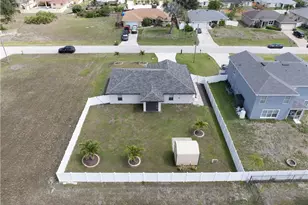 402 NW 18th Terrace, Cape Coral, FL 33993 - Photo 5
