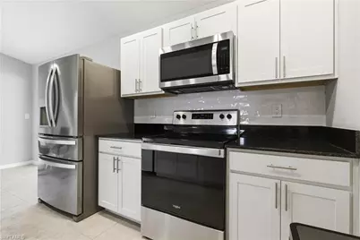 402 NW 18th Ter, Cape Coral, FL 33993 - Photo 15