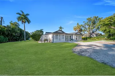 4369 Cypress Ln, Fort Myers, FL 33905 - Photo 15