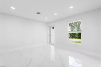 1077 Merry St E, Lehigh Acres, FL 33974 - Photo 17