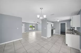 2085 E Tobago Cir, Fort Myers, FL 33905 - Photo 9