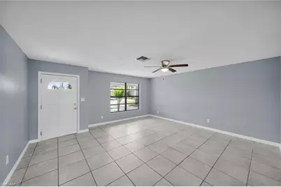 2085 E Tobago Cir, Fort Myers, FL 33905 - Photo 7