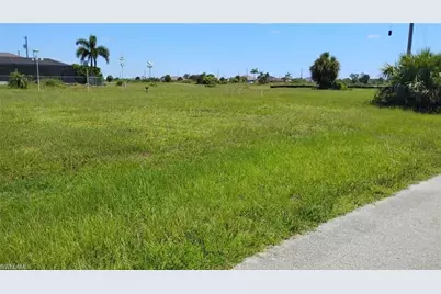 3805 NW 39th Ln, Cape Coral, FL 33993 - Photo 1