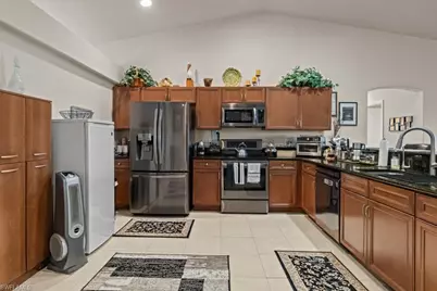 2724 NW 21st Ter, Cape Coral, FL 33993 - Photo 5