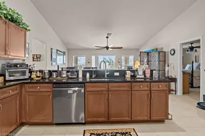 2724 NW 21st Ter, Cape Coral, FL 33993 - Photo 3