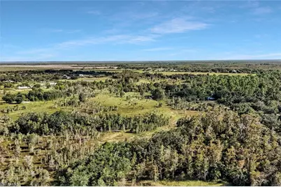 23345 Tinas Ln, Fort Myers, FL 33913 - Photo 3