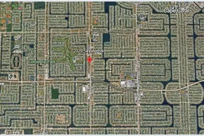 2128 Skyline Blvd, Cape Coral, FL 33991 - Photo 7