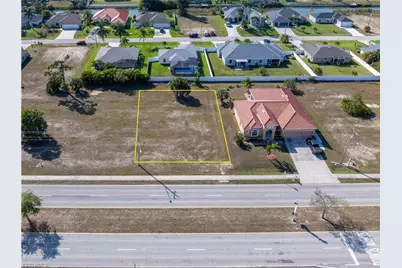 2128 Skyline Blvd, Cape Coral, FL 33991 - Photo 3