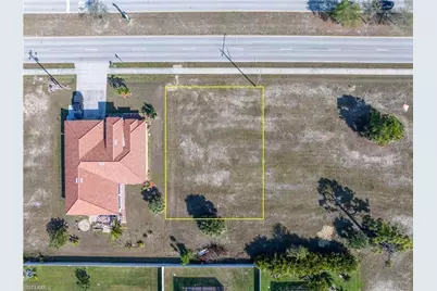 2128 Skyline Blvd, Cape Coral, FL 33991 - Photo 1