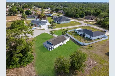 2253 10th Ct, Lehigh Acres, FL 33936 - Photo 35