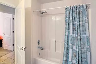 3223 SE Santa Barbara Pl, Cape Coral, FL 33904 - Photo 15