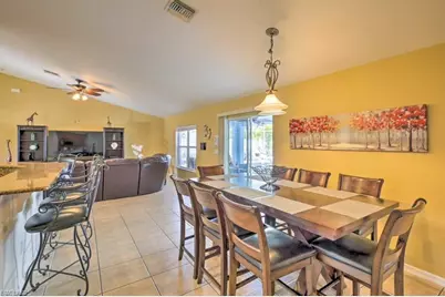 3223 SE Santa Barbara Pl, Cape Coral, FL 33904 - Photo 5