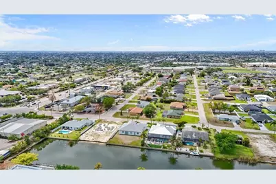 21 SW 21st St, Cape Coral, FL 33991 - Photo 33