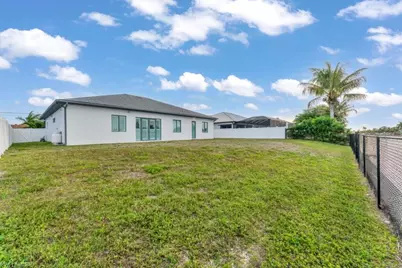 21 SW 21st St, Cape Coral, FL 33991 - Photo 35