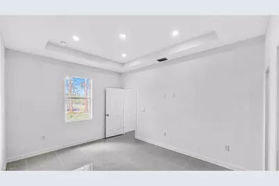 760 Goodrich Ave S, Lehigh Acres, FL 33974 - Photo 7