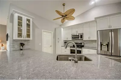 2301 SW 28th Ln, Cape Coral, FL 33914 - Photo 13