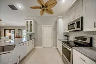 2301 SW 28th Ln, Cape Coral, FL 33914 - Photo 9