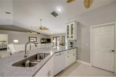 2301 SW 28th Ln, Cape Coral, FL 33914 - Photo 11