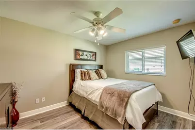 2301 SW 28th Ln, Cape Coral, FL 33914 - Photo 29