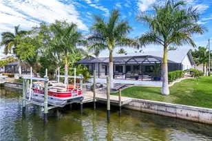 2610 SW 46th Terrace, Cape Coral, FL 33914 - Photo 5