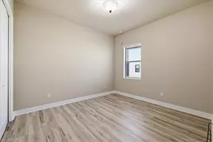 12526 Fairmont Dr, Fort Myers, FL 33913 - Photo 29