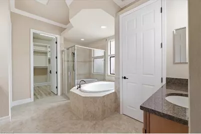 12526 Fairmont Dr, Fort Myers, FL 33913 - Photo 23