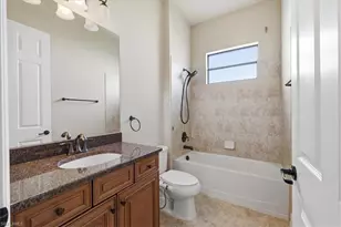 12526 Fairmont Dr, Fort Myers, FL 33913 - Photo 37